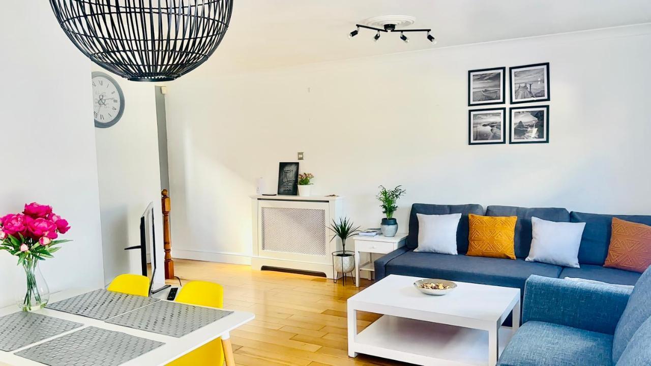 Amazing Location - City Of London- 2 Bedroom Stunning Canal View House With Private Garden,Parking & Balcony Zewnętrze zdjęcie