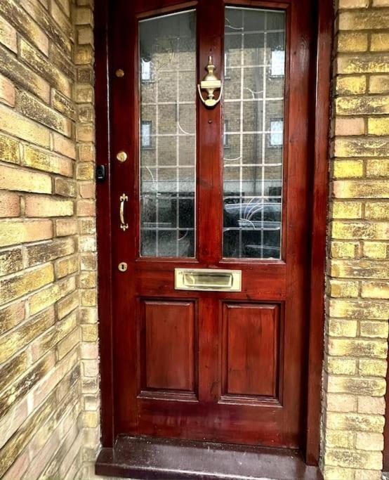 Amazing Location - City Of London- 2 Bedroom Stunning Canal View House With Private Garden,Parking & Balcony Zewnętrze zdjęcie