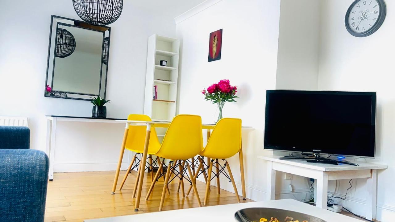 Amazing Location - City Of London- 2 Bedroom Stunning Canal View House With Private Garden,Parking & Balcony Zewnętrze zdjęcie