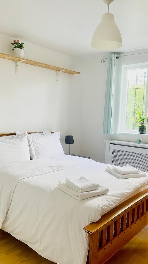 Amazing Location - City Of London- 2 Bedroom Stunning Canal View House With Private Garden,Parking & Balcony Zewnętrze zdjęcie