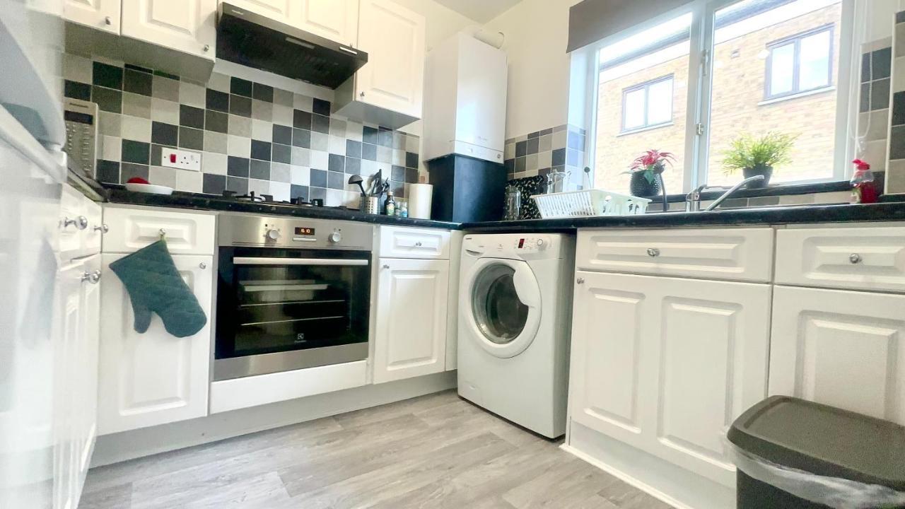 Amazing Location - City Of London- 2 Bedroom Stunning Canal View House With Private Garden,Parking & Balcony Zewnętrze zdjęcie