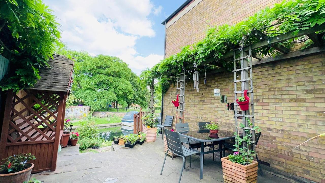 Amazing Location - City Of London- 2 Bedroom Stunning Canal View House With Private Garden,Parking & Balcony Zewnętrze zdjęcie