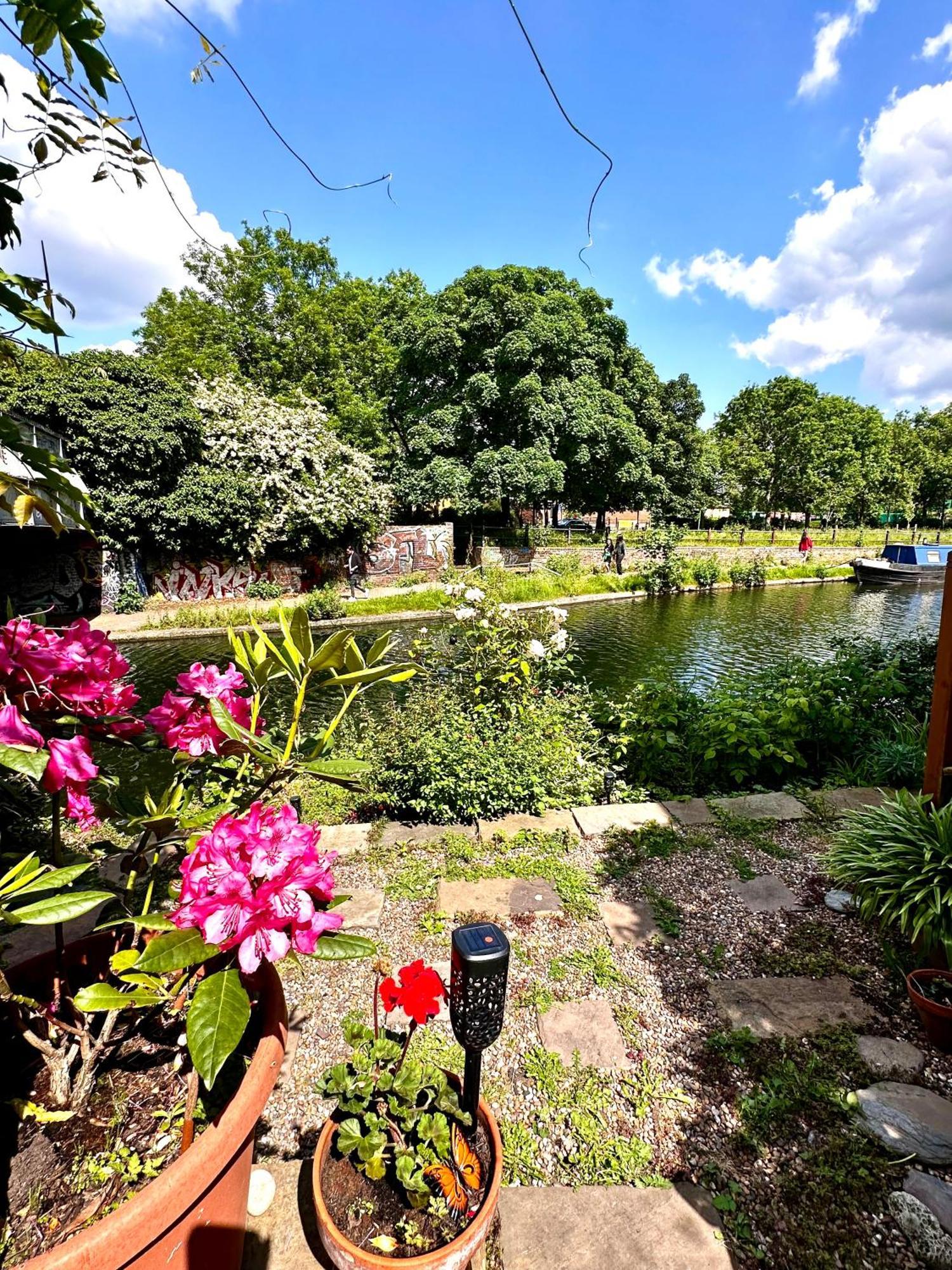 Amazing Location - City Of London- 2 Bedroom Stunning Canal View House With Private Garden,Parking & Balcony Zewnętrze zdjęcie